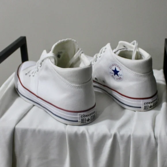 Converse Chuck Taylor All Star Malden Street – White/Red/Blue / Women’s 10 - Picture 4 of 10